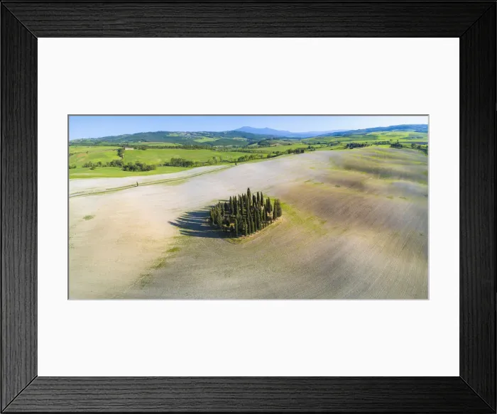 Framed Print : San Quirico d Orcia, Val d Orcia, Tuscany, Italy Framed Print : San Quirico d Orcia, Val d Orcia, Tuscany, Italy