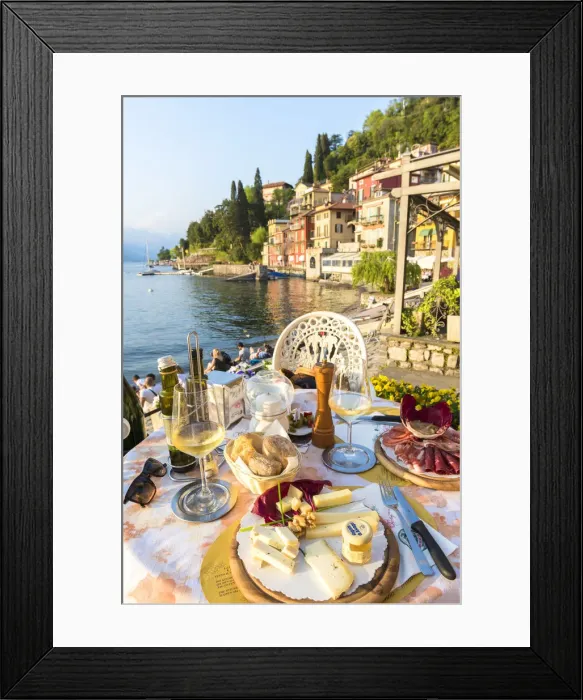 Framed Print : Varenna, Lecco province, Lombardy, Italy Framed Print : Varenna, Lecco province, Lombardy, Italy