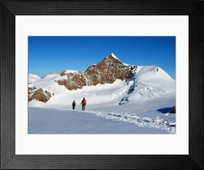 Framed Print : Mountaineering climbing Piramide Vincent (Monte Rosa), Aosta Valley, Europe Framed Print : Mountaineering climbing Piramide Vincent (Monte Rosa), Aosta Valley, Europe
