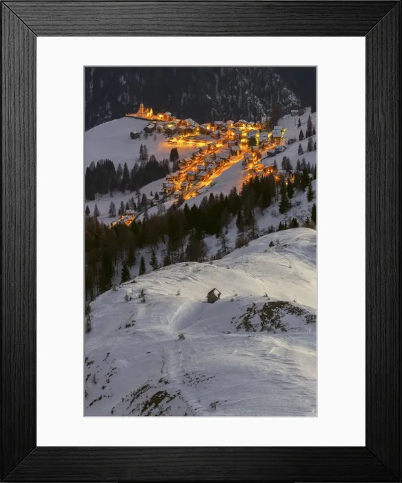 Framed Print : The village of Colle Santa Lucia, seen from above on a cold winter evening, Belluno Framed Print : The village of Colle Santa Lucia, seen from above on a cold winter evening, Belluno