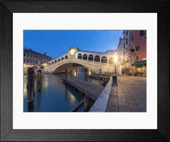 Framed Print : Dusk on the Grand Canal with the Rialto bridge, Venice, Veneto, Italy Framed Print : Dusk on the Grand Canal with the Rialto bridge, Venice, Veneto, Italy