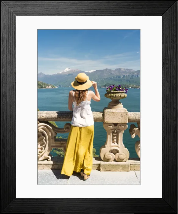 Framed Print : Tourist admiring Como lake view from the balcony of villa del Balbianello on punta