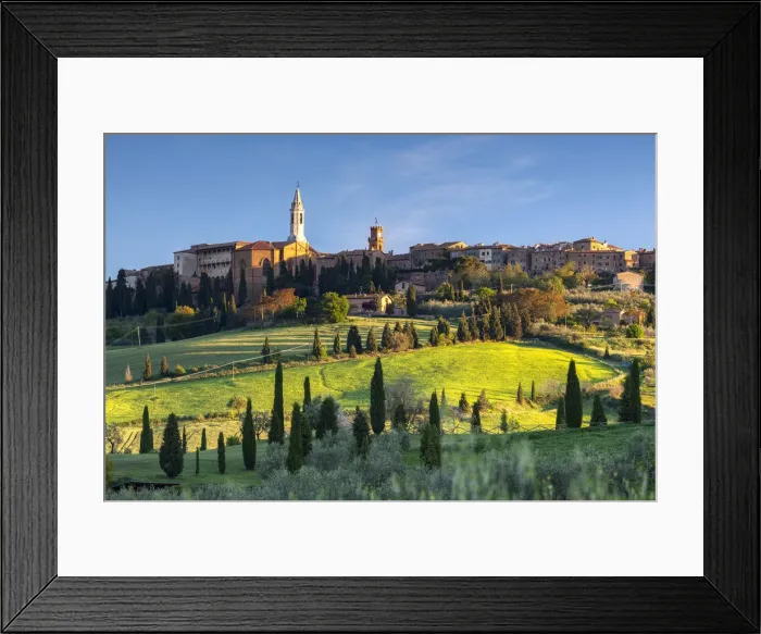 Framed Print : Pienza, Orcia Valley, Tuscany, Italy. View of country