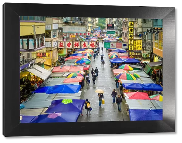 Fa Yuen street market on a rainy day, Mong Kok, Kowloon, Hong Kong, China