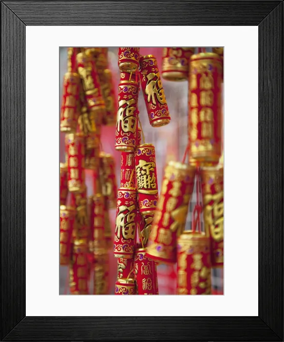 Framed Print : Chinese New Year decorations at Fa Yuen Street Market, Mongkok, Kowloon, Hong Kong Framed Print : Chinese New Year decorations at Fa Yuen Street Market, Mongkok, Kowloon, Hong Kong