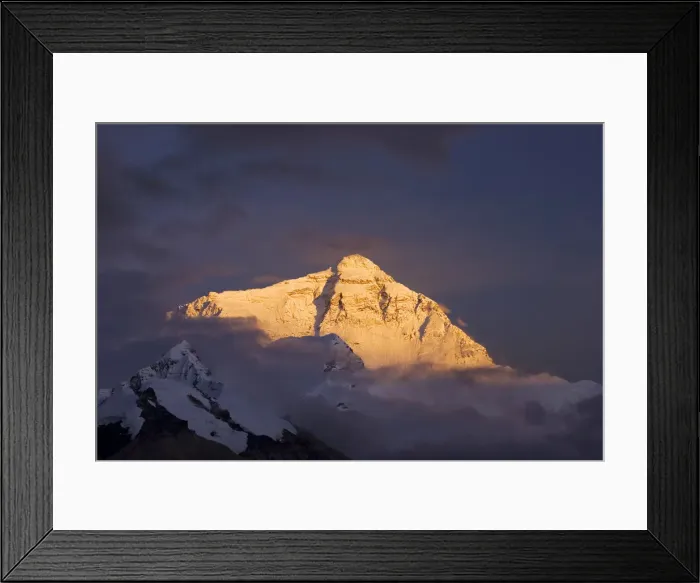 Framed Print : Mount Everest at sunset as seen from Dzarongpu, Himalaya, Tibet, China Framed Print : Mount Everest at sunset as seen from Dzarongpu, Himalaya, Tibet, China