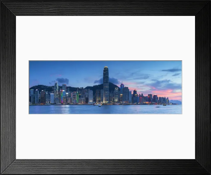 Framed Print : View of Hong Kong Island skyline at sunset, Hong Kong Framed Print : View of Hong Kong Island skyline at sunset, Hong Kong