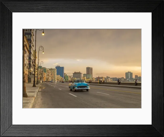 Framed Print : Classic American car in old Havana, Cuba