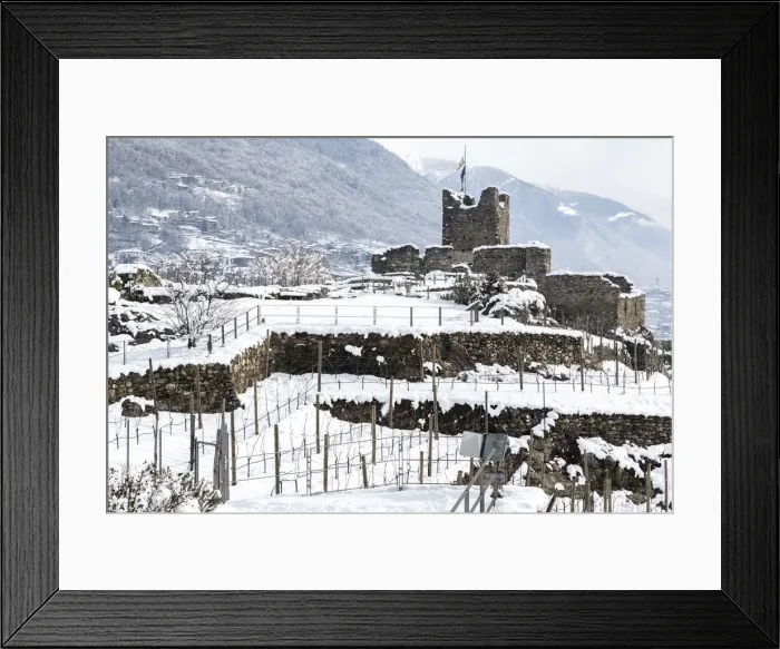 Framed Print : The first tower of the ancient and mysterious fortress of Castel Grumello in winter Framed Print : The first tower of the ancient and mysterious fortress of Castel Grumello in winter