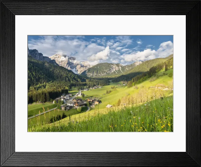 Framed Print : Braies / Prags, province of Bolzano, South Tyrol, Italy The small village of San Vito Framed Print : Braies / Prags, province of Bolzano, South Tyrol, Italy The small village of San Vito