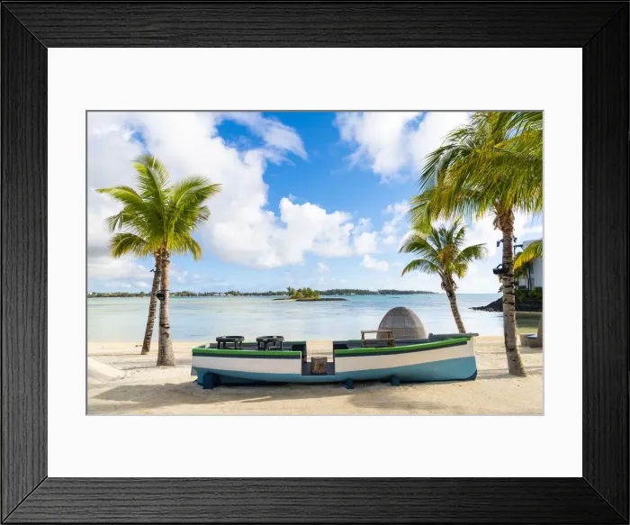 Framed Print : The beach bar at the Shangri-La Le Toussrok hotel, Trou d Eau Douce, Flacq district