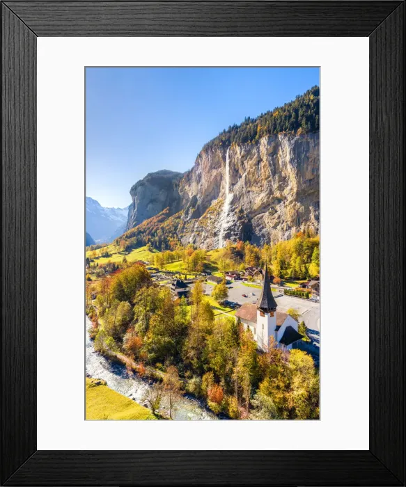 Framed Print : Lauterbrunnen, Canton of Bern, Switzerland, Europe Framed Print : Lauterbrunnen, Canton of Bern, Switzerland, Europe