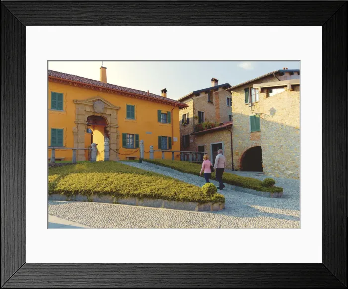Framed Print : Montevecchia, Lecco, Lombardy, Italy Framed Print : Montevecchia, Lecco, Lombardy, Italy
