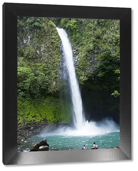 Central America, Costa Rica, Alajuela, La Fortuna, La Fortuna waterfall on the Tenorio