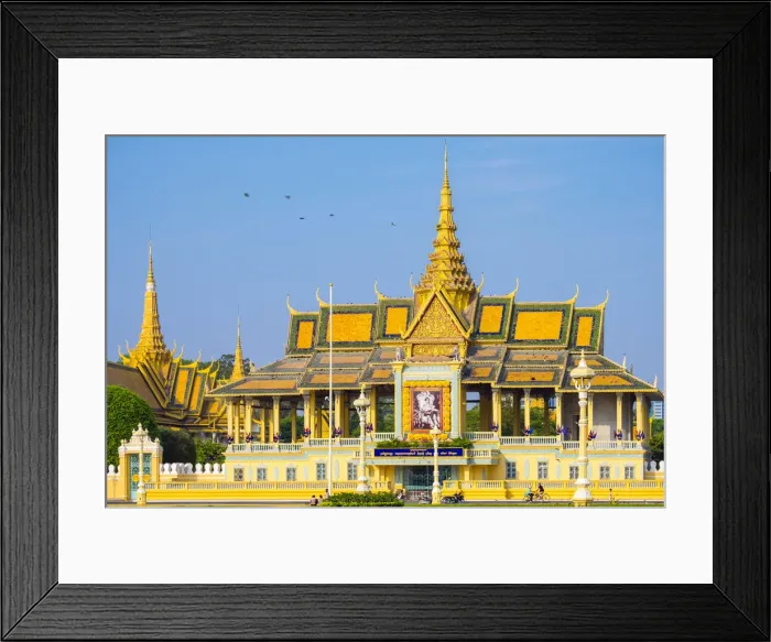Framed Print : Moonlight Pavilion (Preah Thineang Chan Chhaya) of the Royal Palace, Phnom Penh, Cambodia Framed Print : Moonlight Pavilion (Preah Thineang Chan Chhaya) of the Royal Palace, Phnom Penh, Cambodia