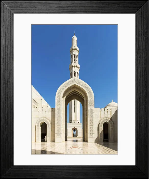 Framed Print : Minaret in the Gran Mosque Sultan Qaboos in Muscat, Oman Framed Print : Minaret in the Gran Mosque Sultan Qaboos in Muscat, Oman