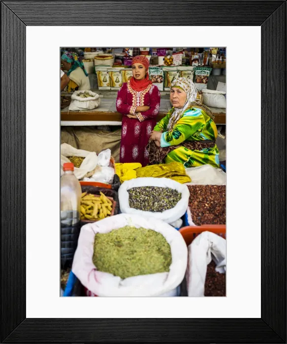 Framed Print : Samarkand, Uzbekistan, Central Asia. Two women in the grocery market Framed Print : Samarkand, Uzbekistan, Central Asia. Two women in the grocery market