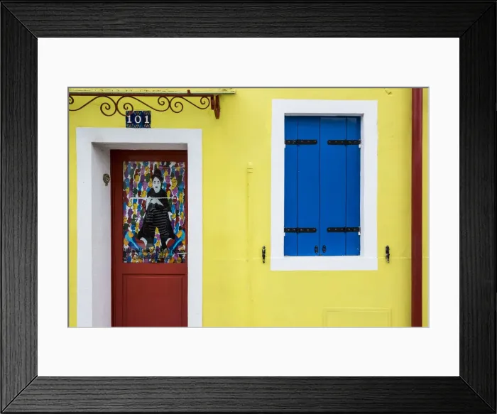 Framed Print : Burano, Venice, Veneto, North East Italy, Europe. Colored facade in Burano Framed Print : Burano, Venice, Veneto, North East Italy, Europe. Colored facade in Burano