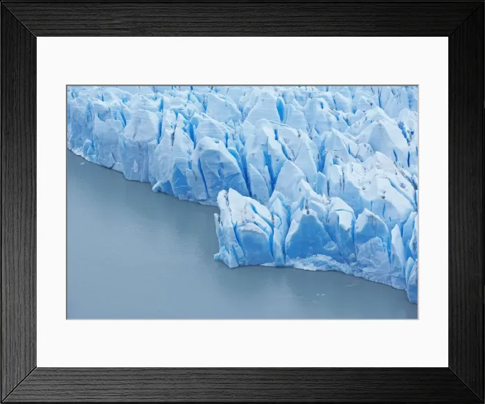 Framed Print : Lake Gray icebergs, Torres del Paine National Park, Patagonian Andes, Patagonia, Chile