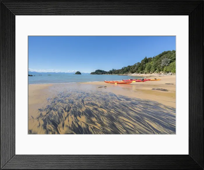 Framed Print : Kayaks on Split Apple Rock Beach. Kaiteriteri, Tasman region, South Island, New Zealand Framed Print : Kayaks on Split Apple Rock Beach. Kaiteriteri, Tasman region, South Island, New Zealand