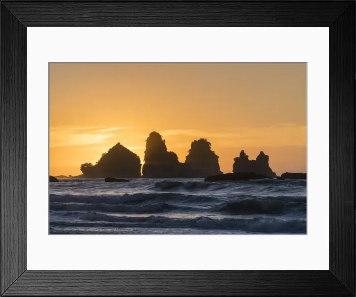 Framed Print : Motukiekie Beach and rocks at sunset. Barrytown, West Coast region, South Island Framed Print : Motukiekie Beach and rocks at sunset. Barrytown, West Coast region, South Island