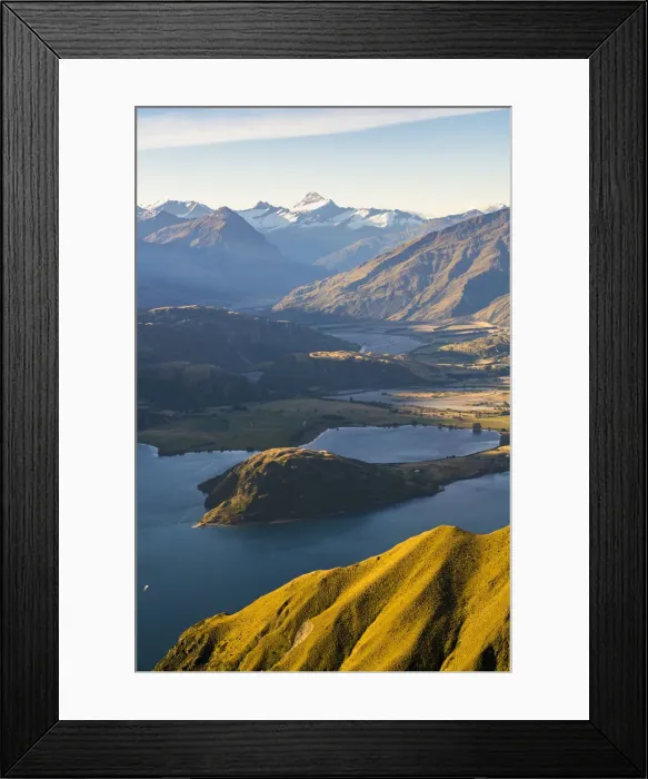 Framed Print : View on Glendhu Bay and Mt Aspring from Roys Peak lookout