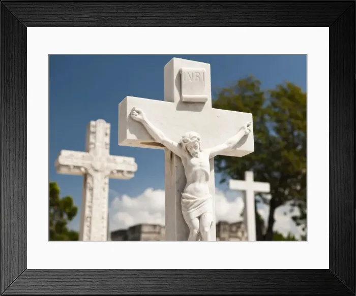 Framed Print : Necropolis Cristobal Colon cemetery, Havana, Cuba, Caribbean Framed Print : Necropolis Cristobal Colon cemetery, Havana, Cuba, Caribbean