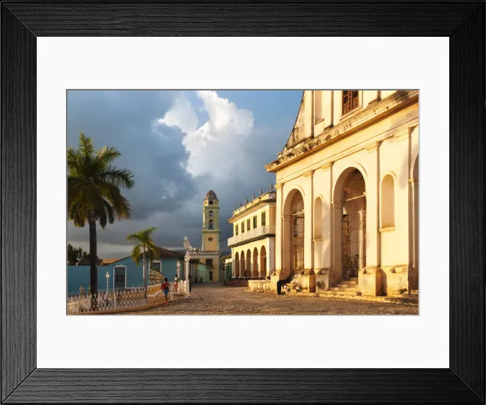 Framed Print : Sunset in Trinidad, Cuba, Caribbean Framed Print : Sunset in Trinidad, Cuba, Caribbean