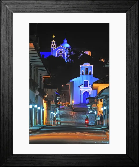 Framed Print : Christmas lights at Plaza Caldas, Popayan, Colombia, South America Framed Print : Christmas lights at Plaza Caldas, Popayan, Colombia, South America
