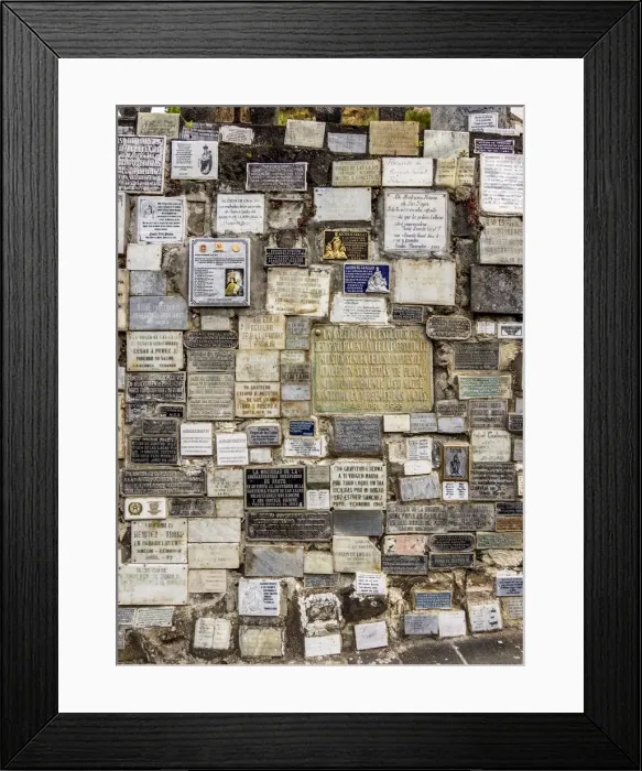 Framed Print : Las Lajas Sanctuary, detailed view, Narino Departmant, Colombia Framed Print : Las Lajas Sanctuary, detailed view, Narino Departmant, Colombia