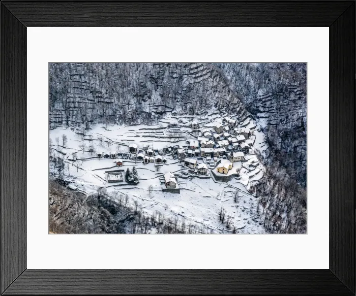 Framed Print : Italy, Italian Alps, Lombardy, Savogno, little village in Valchiavenna Framed Print : Italy, Italian Alps, Lombardy, Savogno, little village in Valchiavenna