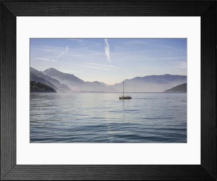 Framed Print : Lake Como, Lombardy, Italy Framed Print : Lake Como, Lombardy, Italy