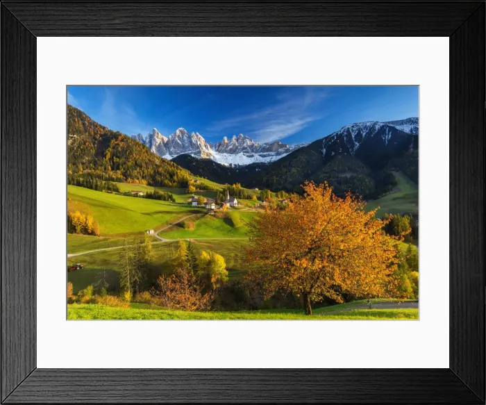 Framed Print : St. Magdalena, Val di Funes, Trentino Alto Adige, Italy Framed Print : St. Magdalena, Val di Funes, Trentino Alto Adige, Italy