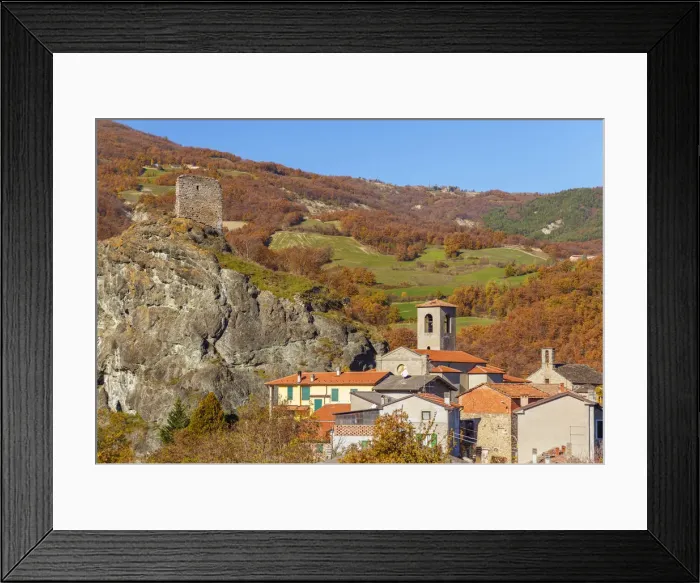 Framed Print : Pietramogolana village, ruins of Medieval castle in Autumn, Berceto, Parma province Framed Print : Pietramogolana village, ruins of Medieval castle in Autumn, Berceto, Parma province