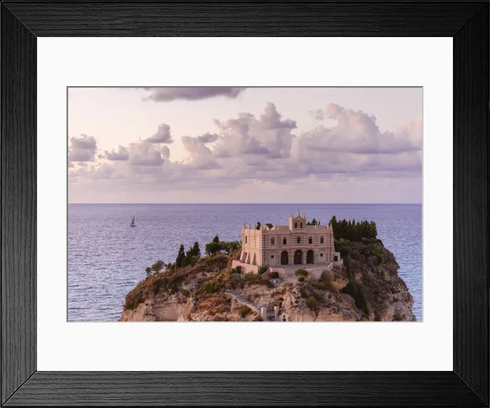 Framed Print : Tropea, Province of Vibo Valentia, Calabria, Italy