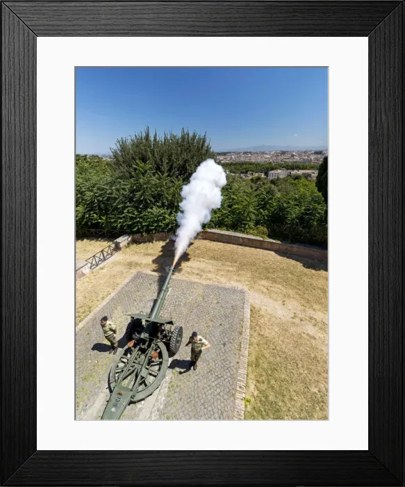 Framed Print : Europe, Italy, Lazio, Rome. Gunnshot at Gianicolo Framed Print : Europe, Italy, Lazio, Rome. Gunnshot at Gianicolo