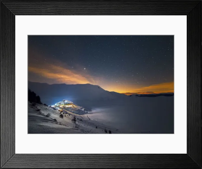 Framed Print : Pian Grande near Castelluccio di Norcia, in wintertime with snow, under a starry sky Framed Print : Pian Grande near Castelluccio di Norcia, in wintertime with snow, under a starry sky