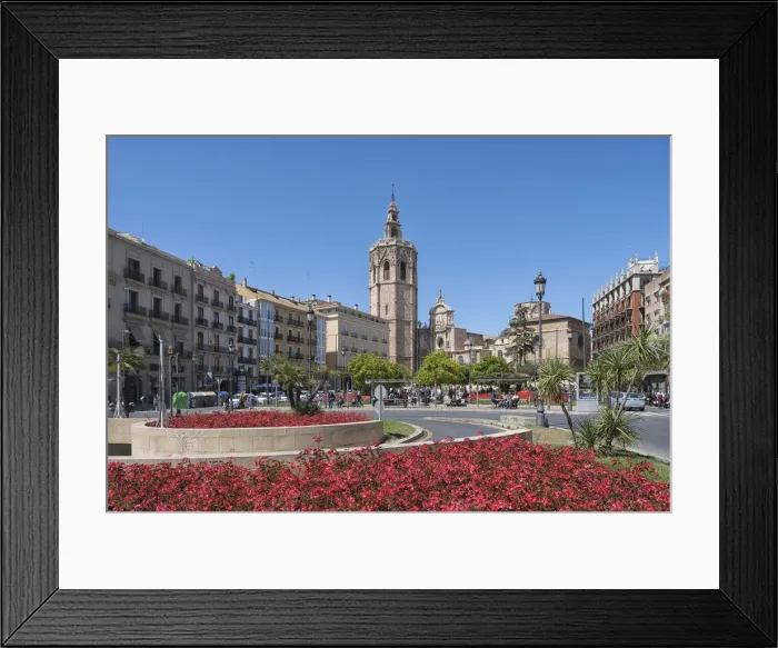 Framed Print : Spain, Valencia, Placa de la Reina (Queens Place) in Spring