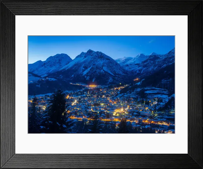 Framed Print : Bormio, Sondrio district, Lombardy, Italy. City lights in winter Framed Print : Bormio, Sondrio district, Lombardy, Italy. City lights in winter