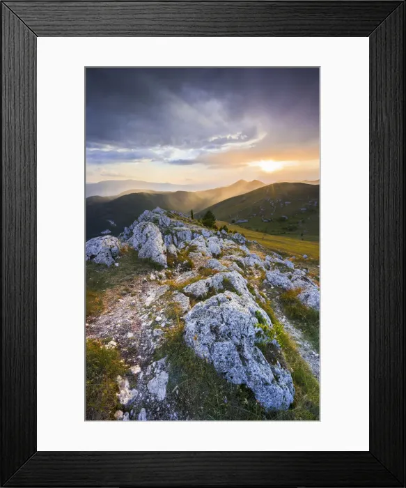 Framed Print : Sunset at Rocca Calascio with a view of Gran Sasso, Calascio, L Aquila, Abruzzo Framed Print : Sunset at Rocca Calascio with a view of Gran Sasso, Calascio, L Aquila, Abruzzo