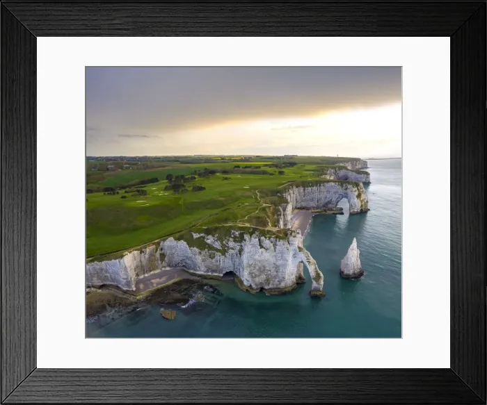 Framed Print : Sunrise at Etretat, Octeville sur Mer, Le Havre, Seine Maritime, Normandy, France Framed Print : Sunrise at Etretat, Octeville sur Mer, Le Havre, Seine Maritime, Normandy, France