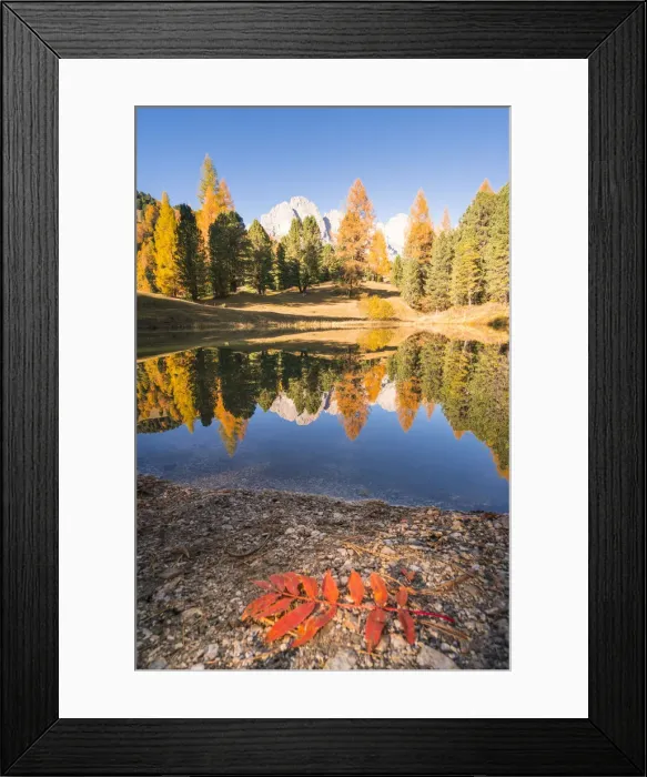 Framed Print : The Ciauloch lake in autumn. Val Gardena, Dolomites, Trentino Alto Adige, Italy Framed Print : The Ciauloch lake in autumn. Val Gardena, Dolomites, Trentino Alto Adige, Italy
