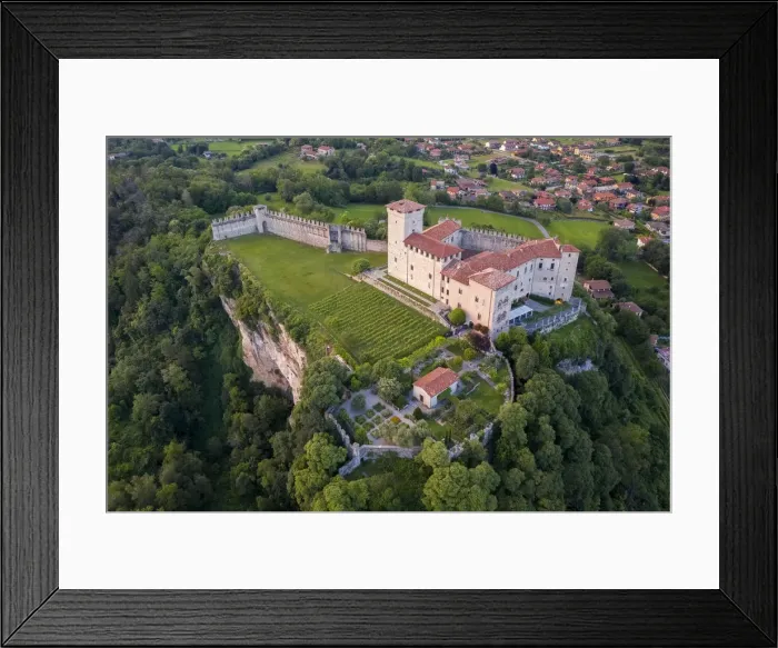 Framed Print : View of the fortress called Rocca di Angera during a spring sunset. Angera, Lake Maggiore Framed Print : View of the fortress called Rocca di Angera during a spring sunset. Angera, Lake Maggiore
