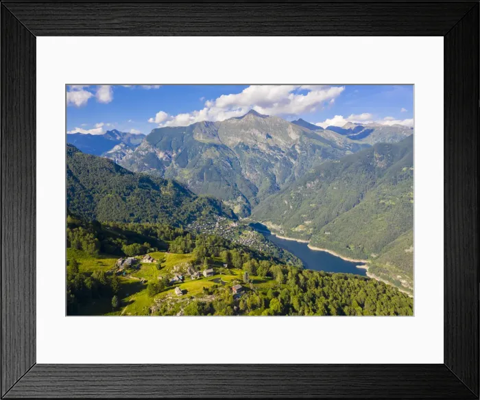 Framed Print : View of Valle Verzasca and Lago di Vogorno from Monti di Lego. Mergoscia, Valle Verzasca Framed Print : View of Valle Verzasca and Lago di Vogorno from Monti di Lego. Mergoscia, Valle Verzasca