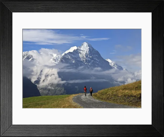 Framed Print : Trekkers infornt of the Eiger, Switzerland Framed Print : Trekkers infornt of the Eiger, Switzerland