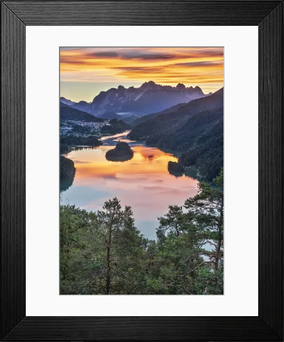 Framed Print : Pieve di Cadore, province of Belluno, Veneto, Italy The Lake di Centro Cadore at sunrise Framed Print : Pieve di Cadore, province of Belluno, Veneto, Italy The Lake di Centro Cadore at sunrise