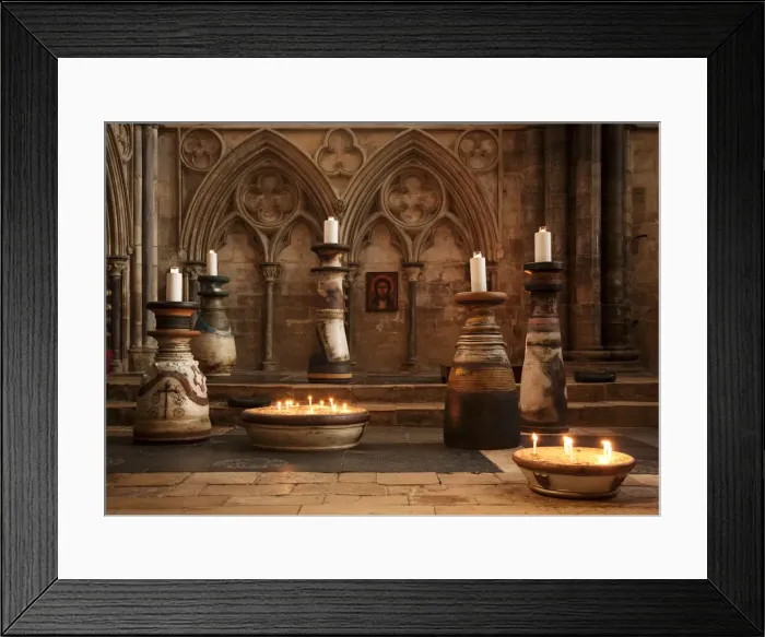 Framed Print : Lincoln, England. Candles lit in the chancel of Lincoln cathedral Framed Print : Lincoln, England. Candles lit in the chancel of Lincoln cathedral
