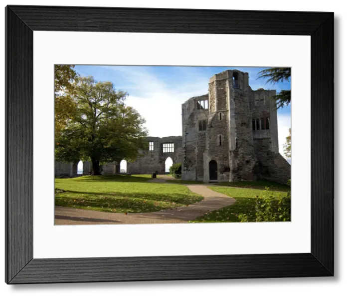 Framed Print : England. Newarks ancient castle, the location of King Johns death Framed Print : England. Newarks ancient castle, the location of King Johns death