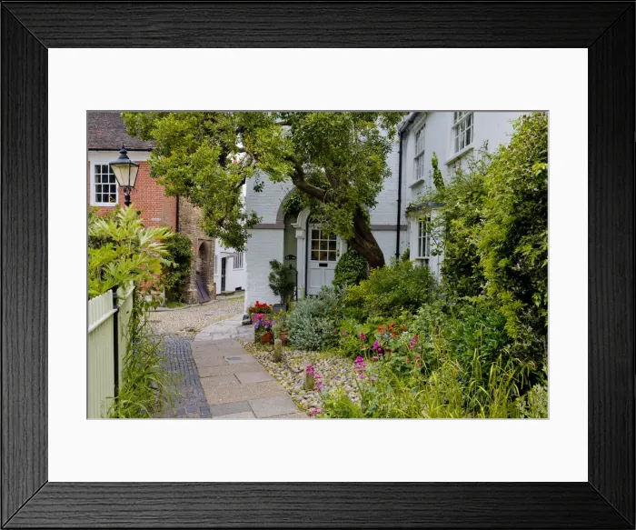 Framed Print : Garden Cottage, Rye, East Sussex, England