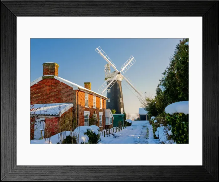 Framed Print : Wicklewood Mill & Cottage in Winter, Wicklewood, Norfolk, England Framed Print : Wicklewood Mill & Cottage in Winter, Wicklewood, Norfolk, England